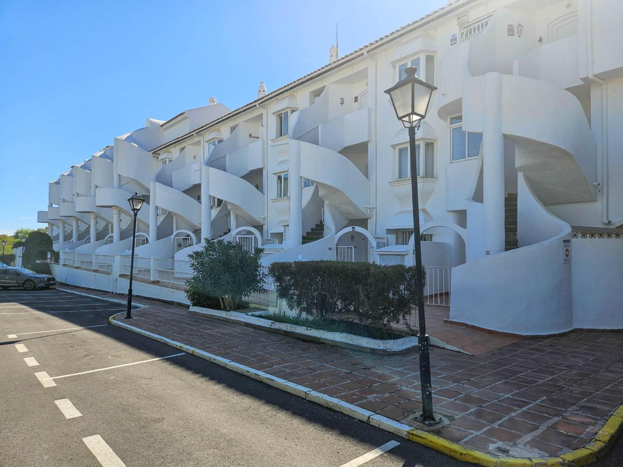 One Bedroom Apartment In Jardines De Calahonda MIJAS COSTA Kültér fotó