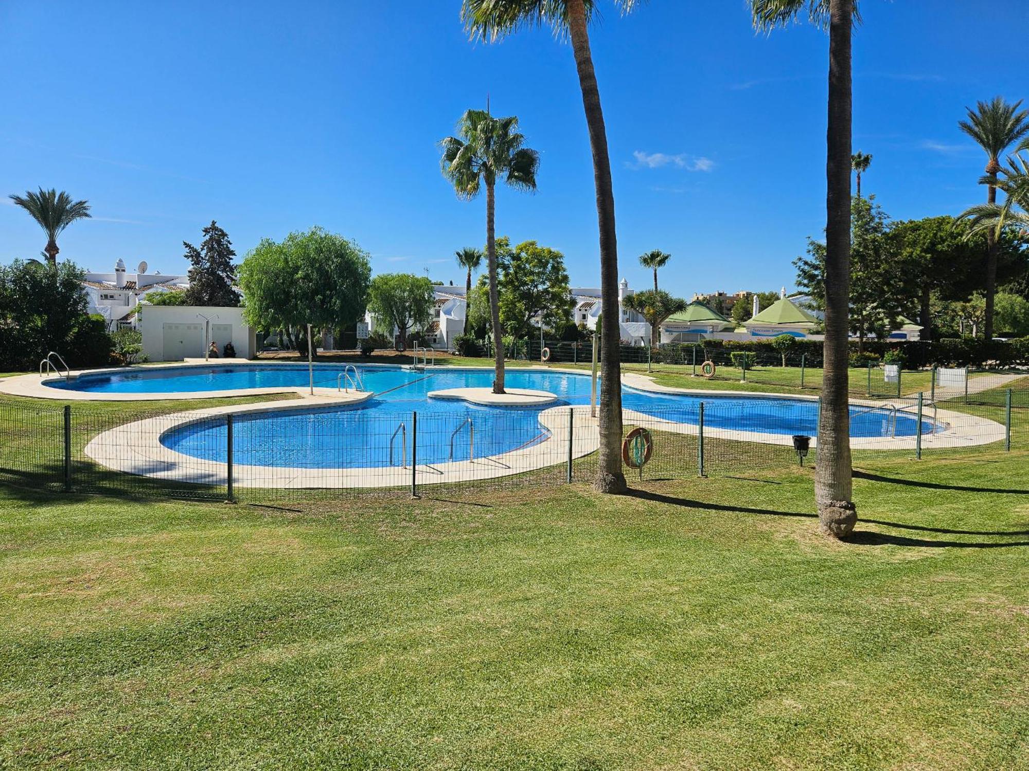 One Bedroom Apartment In Jardines De Calahonda MIJAS COSTA Kültér fotó