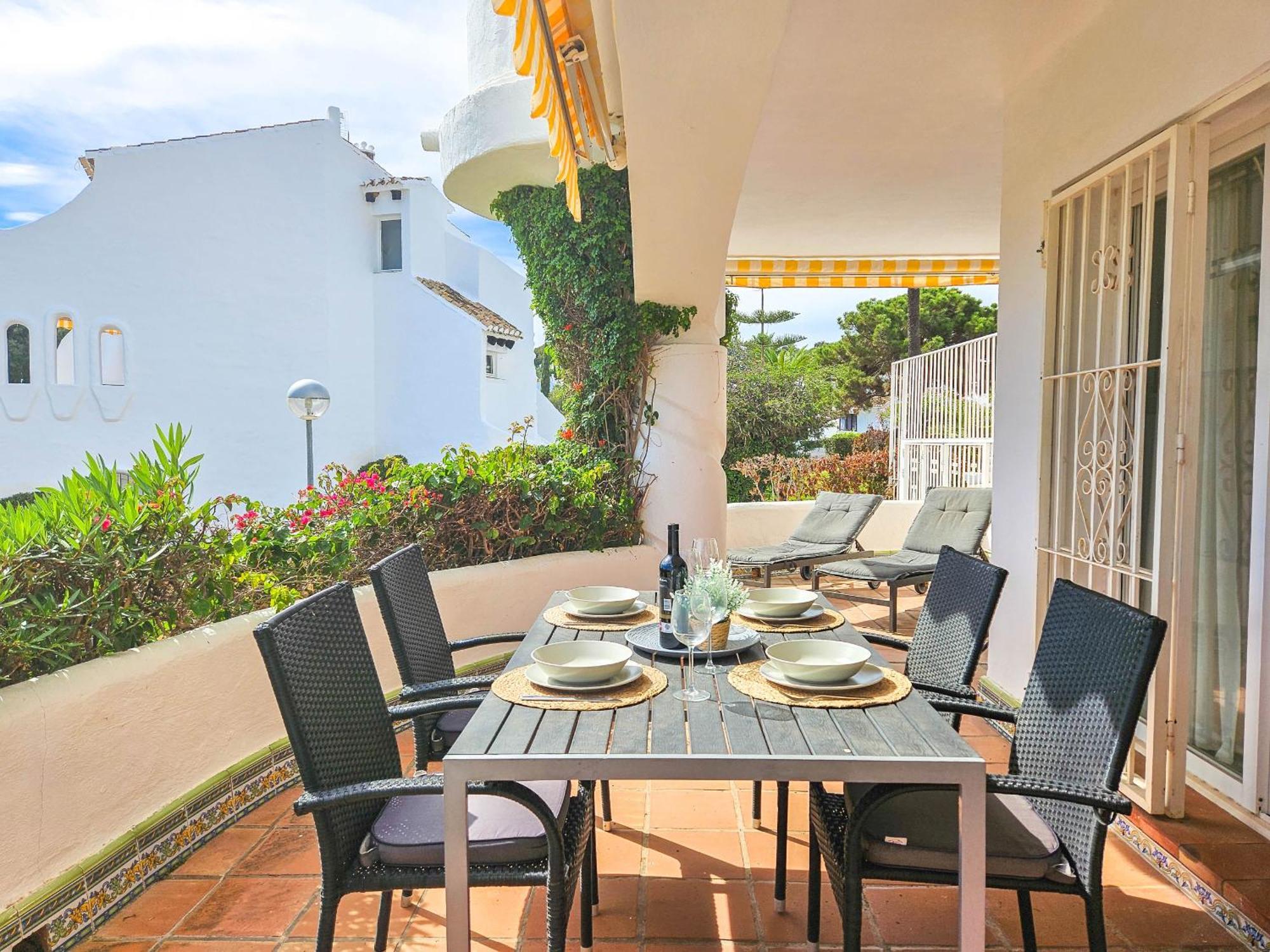 One Bedroom Apartment In Jardines De Calahonda MIJAS COSTA Kültér fotó