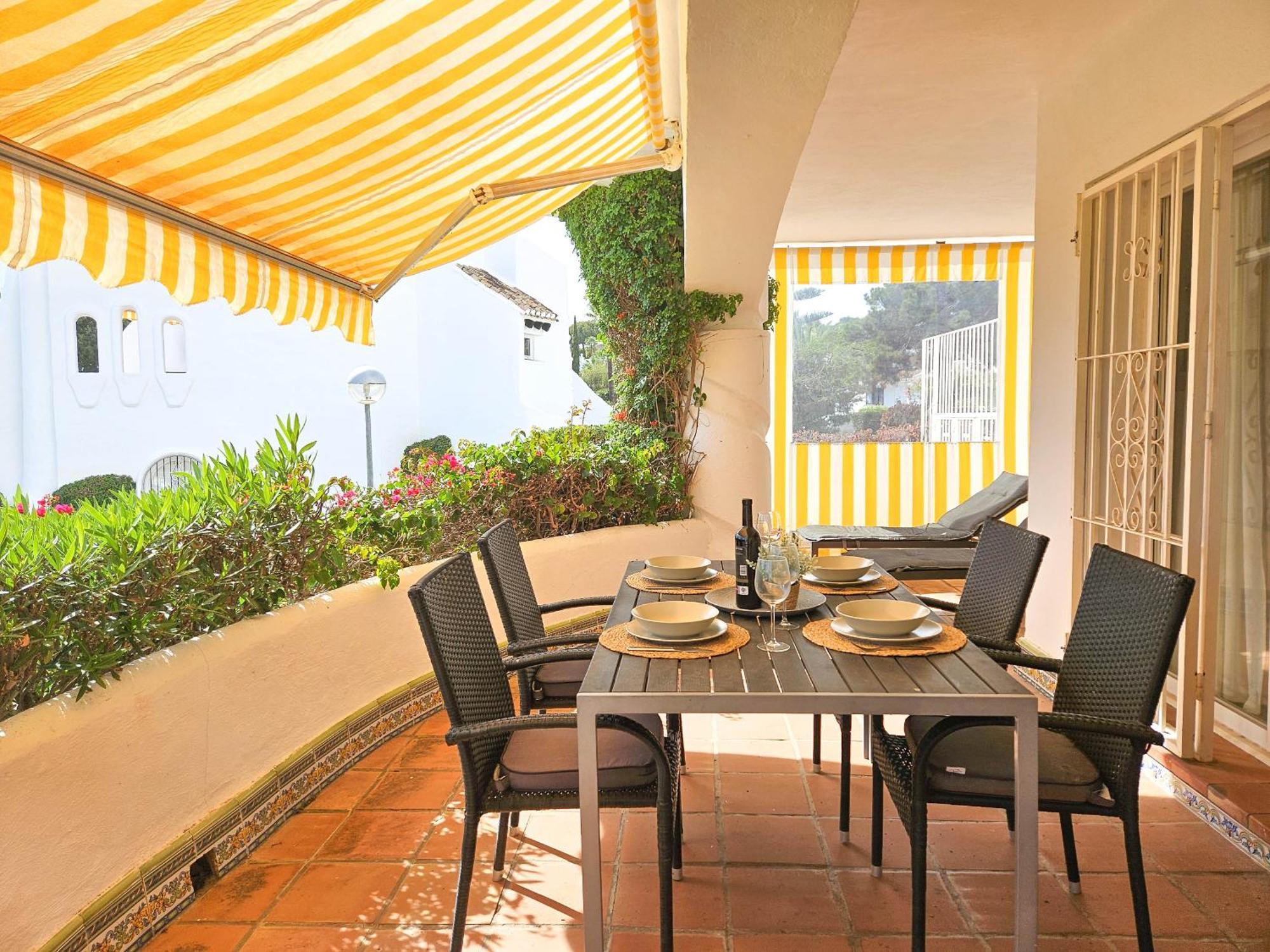 One Bedroom Apartment In Jardines De Calahonda MIJAS COSTA Kültér fotó